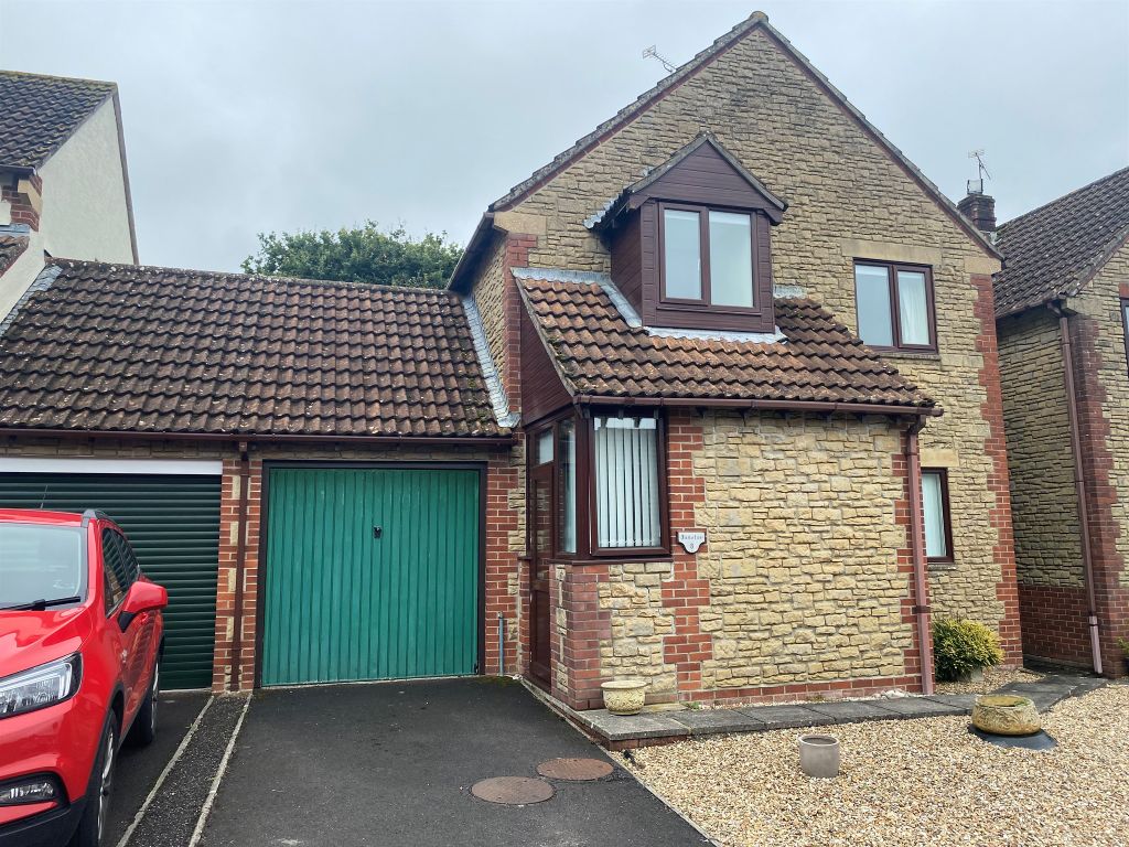 2 bed detached house for sale in Glynsmead, Tatworth, Chard TA20, £300,000 Zoopla