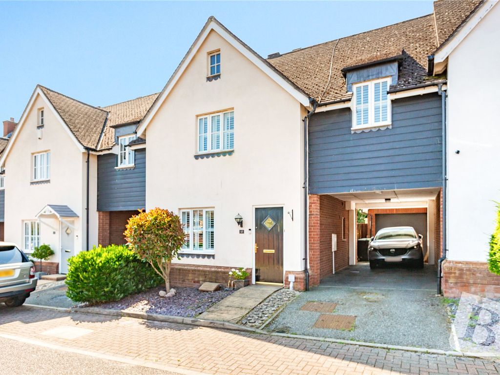 3 bed link detached house for sale in The Gables, Ongar, Essex CM5, £