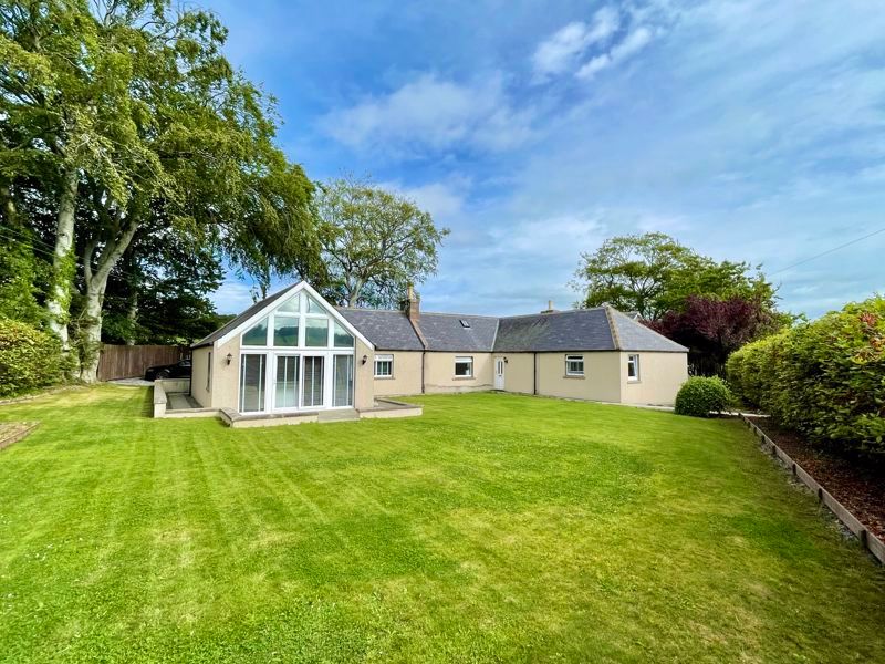 4 bed bungalow for sale in Muir Of Fowlis, Alford, Aberdeenshire. AB33