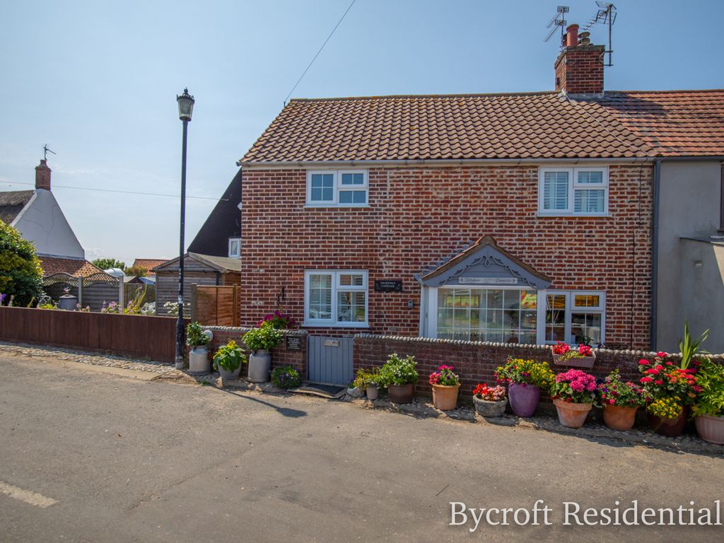 4 bed semidetached house for sale in King Street, WintertonOnSea