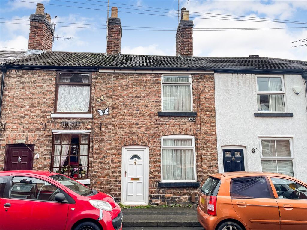 1 bed terraced house for sale in Nelson Street, Macclesfield SK11, £