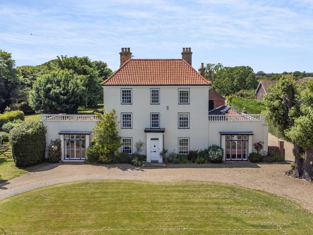 8 bed detached house for sale in Southwold Road, Wrentham, Beccles