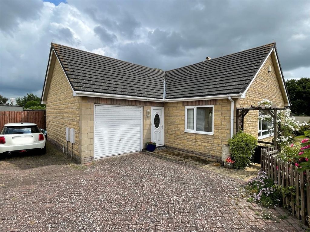 2 bed detached bungalow for sale in Steart Drive, BurnhamOnSea TA8
