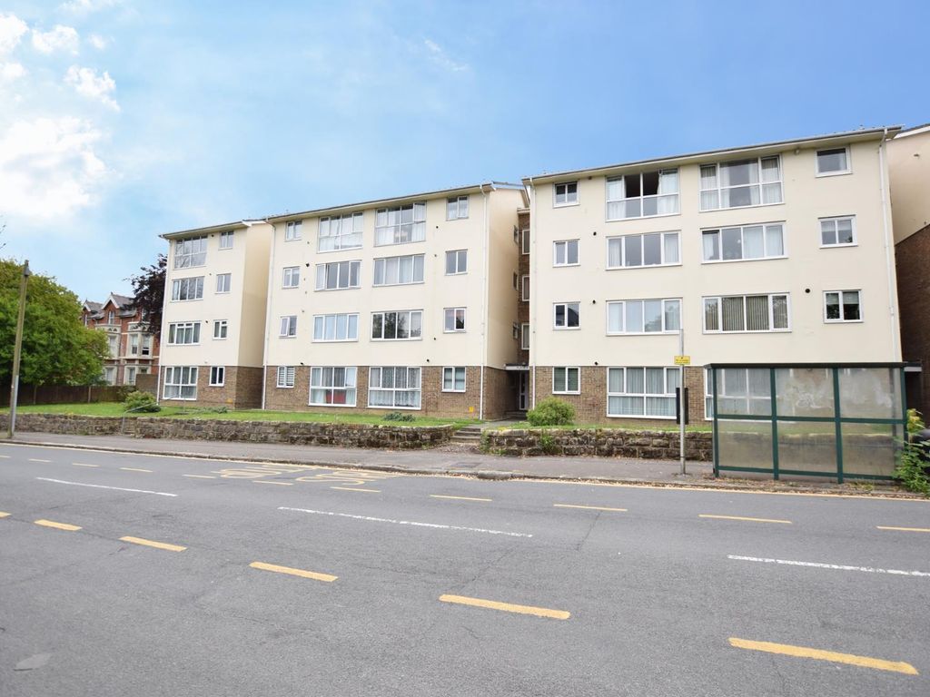 2 bed flat for sale in Upper Maze Hill, St. LeonardsOnSea TN38 Zoopla
