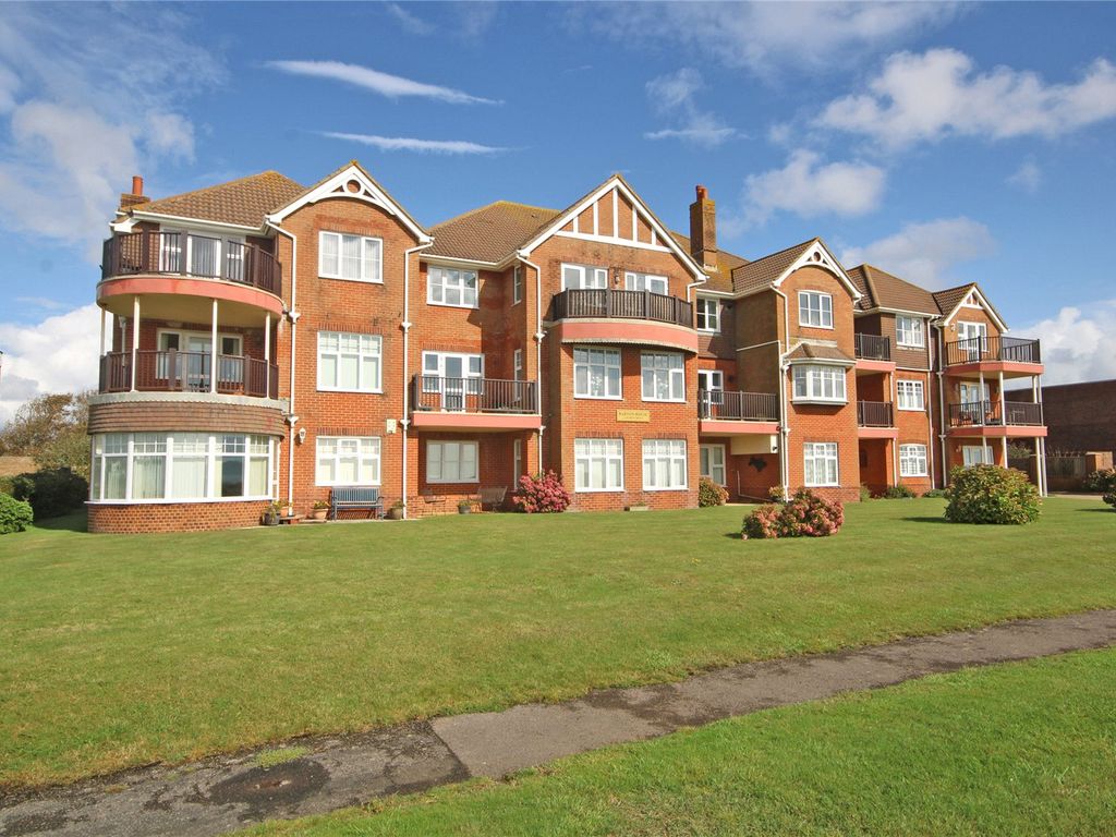 2 bed flat for sale in Marine Drive, Barton On Sea, New Milton