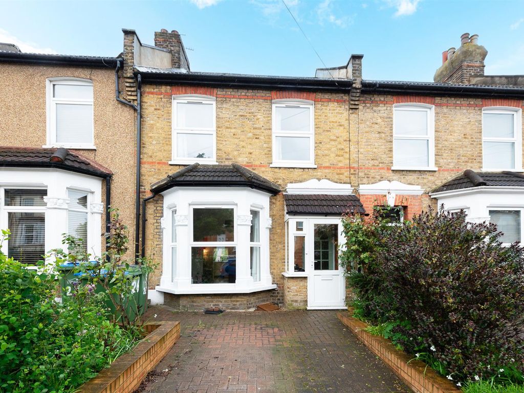 3 bed terraced house for sale in Dairsie Road, London SE9, £565,000
