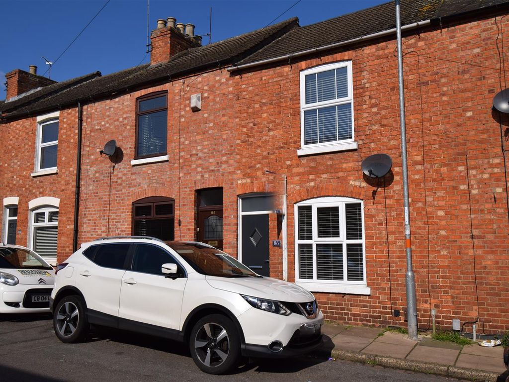 2 bed terraced house for sale in Junction Road, Kingsley, Northampton