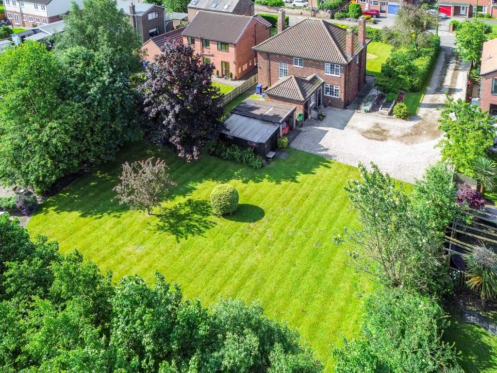 4 bed detached house for sale in Croft House, Hirst Road, Chapel