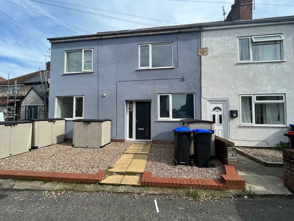 1 bed flat to rent in Pleasley Road, Skegby, SuttonInAshfield NG17, £
