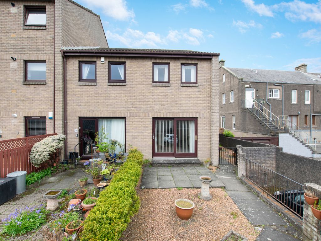 2 bed end terrace house for sale in 1 Gladney Square, Kirkcaldy KY1, £