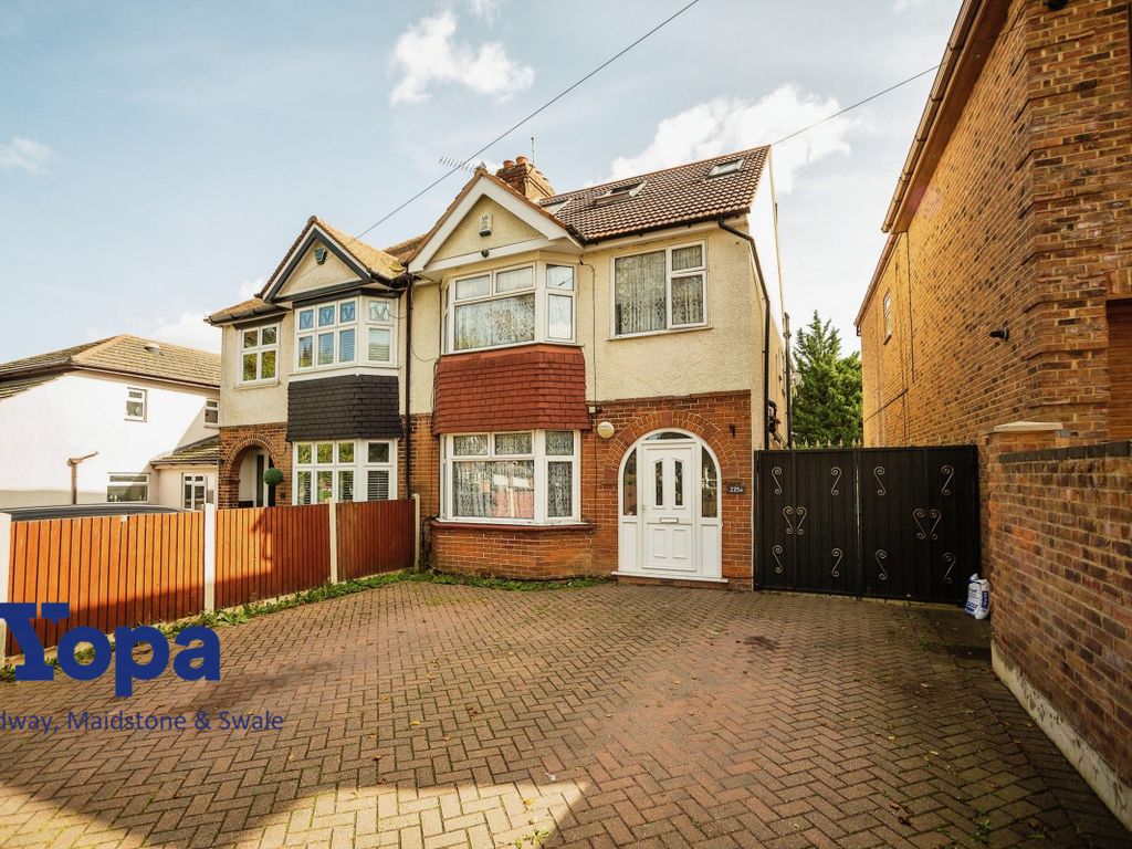 6 bed semidetached house for sale in City Way, Rochester ME1, £650,000