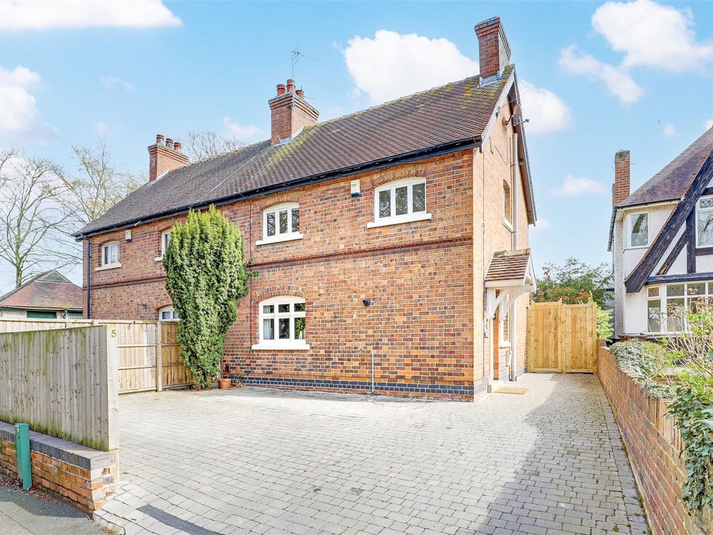 3 bed cottage for sale in Ruddington Lane, Wilford, Nottinghamshire