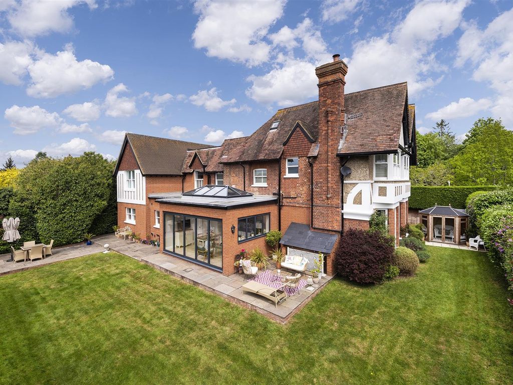 5 bed detached house for sale in London Road, Tonbridge TN10 Zoopla