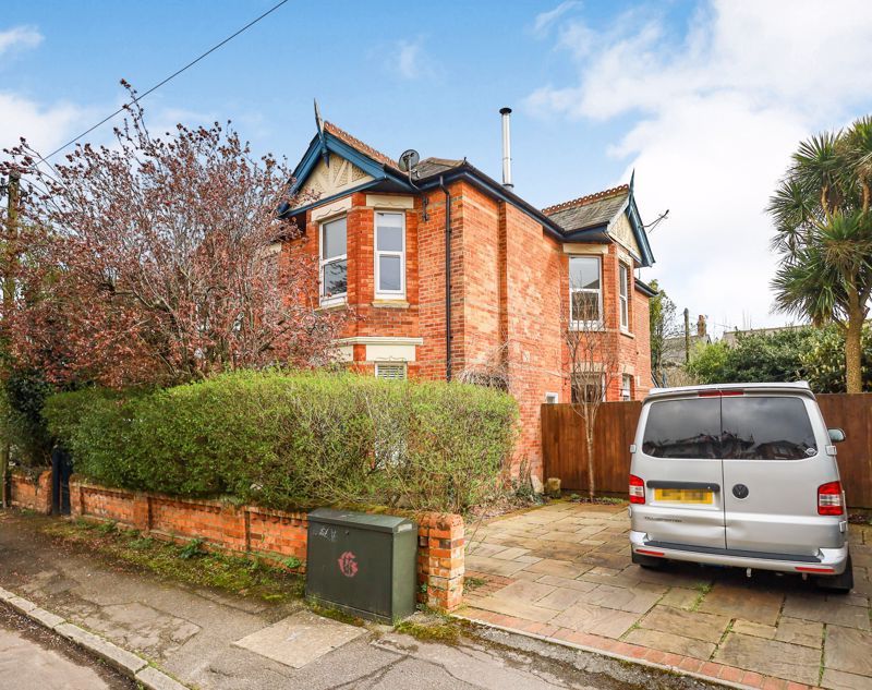 3 bed flat to rent in Belvedere Road, Winton, Bournemouth BH3 Zoopla