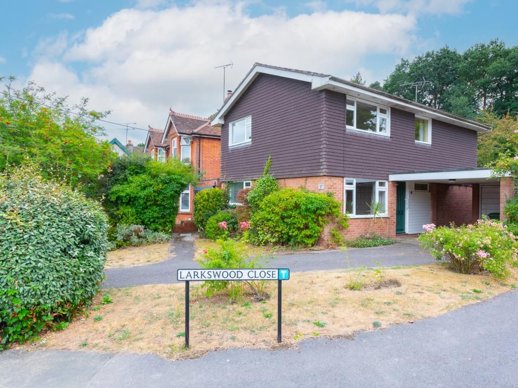 4 bed detached house for sale in Longdown Road, Sandhurst GU47 Zoopla