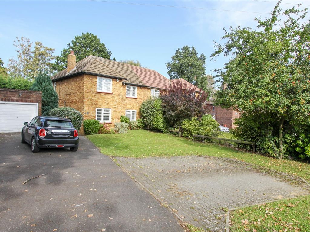 3 bed semidetached house for sale in Woodstock Drive, Ickenham UB10, £