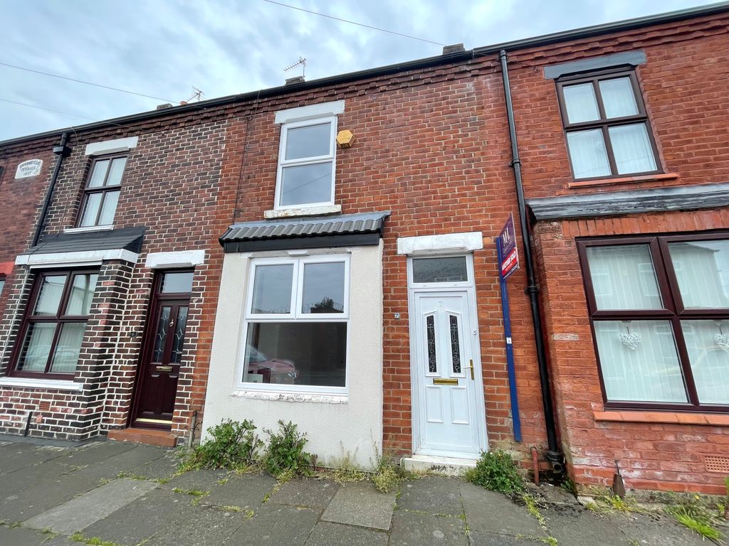 2 bed terraced house to rent in Broomfield Terrace, Wigan WN1, £695 pcm Zoopla