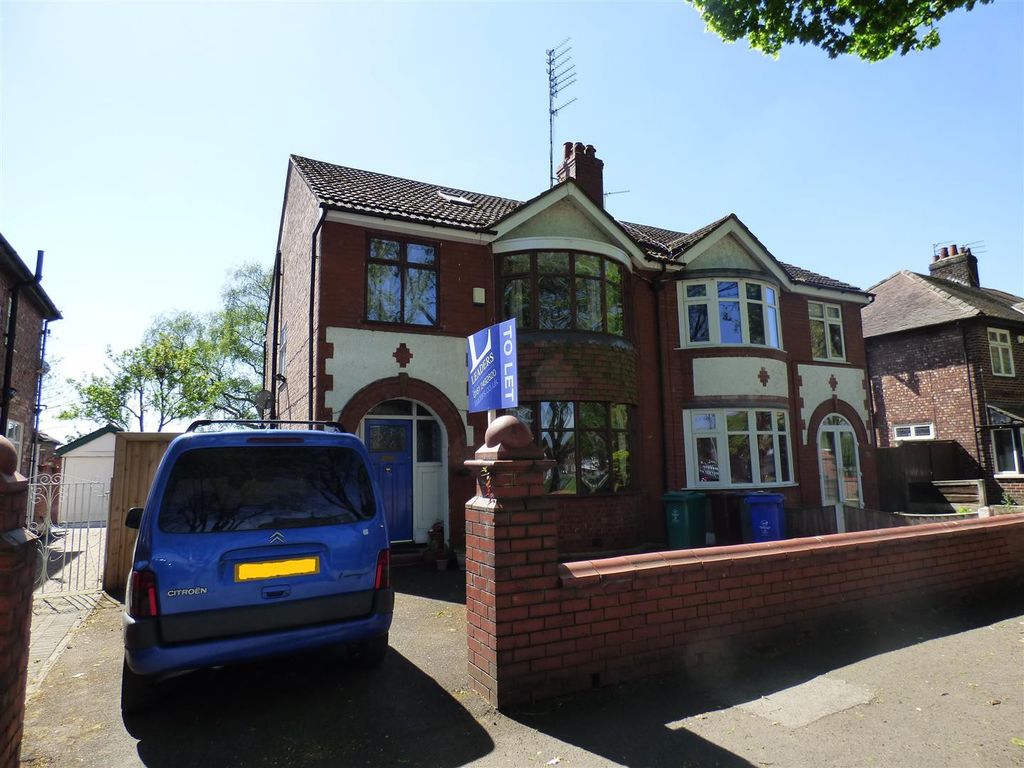 3 bed semidetached house to rent in Old Hall Lane, Manchester M14 Zoopla