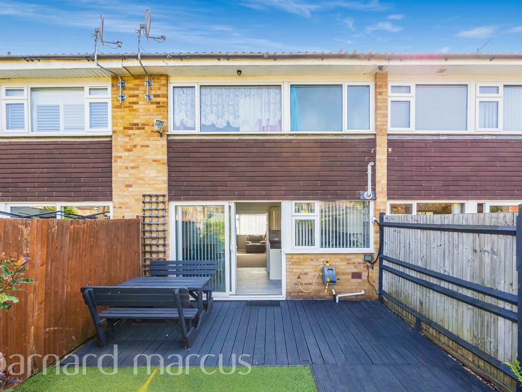 3 bed terraced house for sale in Ash Close, Merstham, Redhill RH1 Zoopla