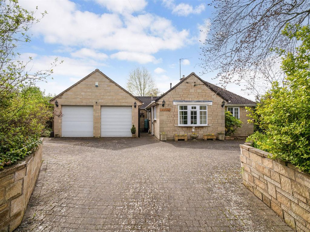 3 bed detached bungalow for sale in Lane, Woodmancote