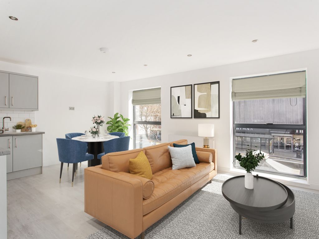 1 bed flat to rent in Royal Oak House, High Street, Brentwood CM14 Zoopla