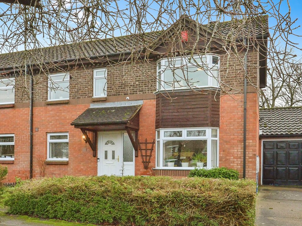 3 bed semidetached house for sale in Oxman Lane, Greenleys, Milton