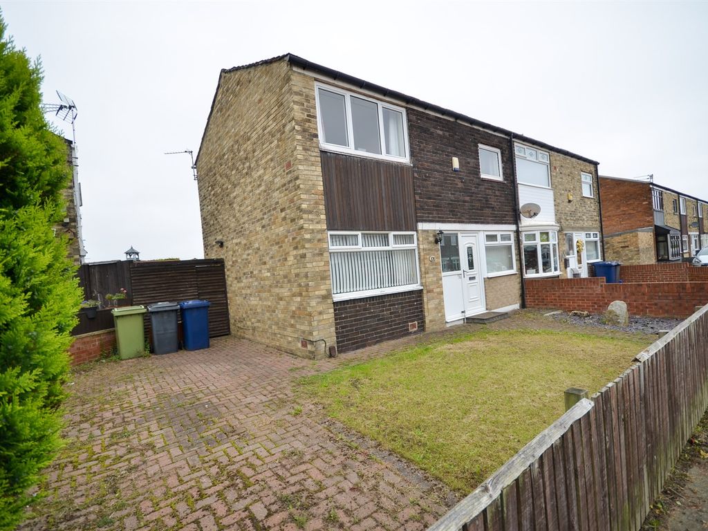 3 bed semidetached house for sale in Masefield Drive, South Shields
