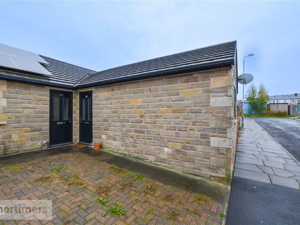 1 bed bungalow for sale in Moor Street, Clayton Le Moors, Accrington