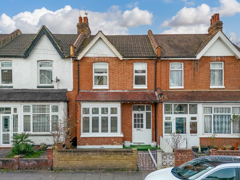 3 bed terraced house for sale in Whitford Gardens, Mitcham CR4 Zoopla