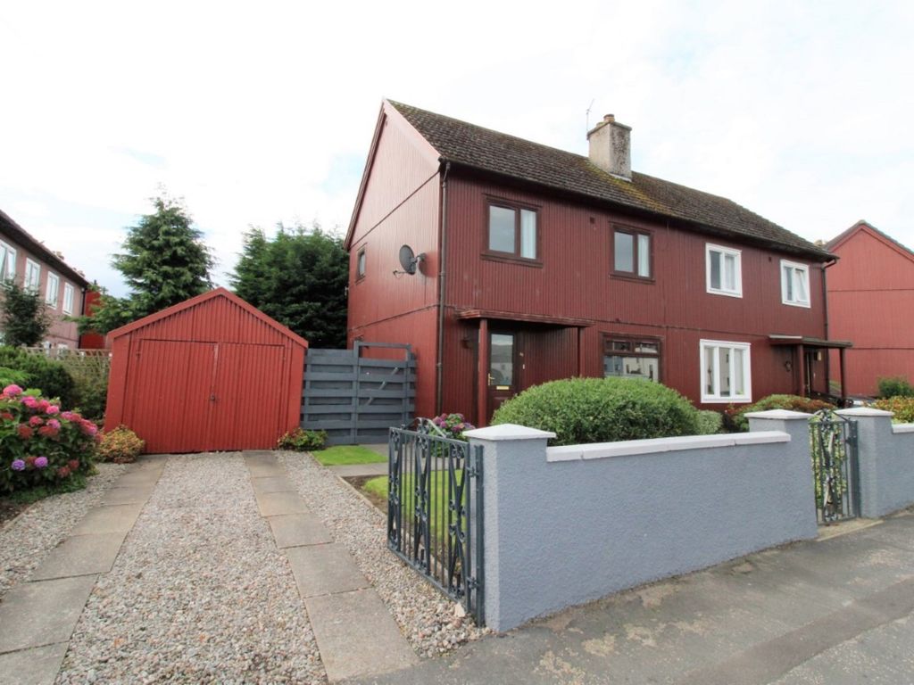 3 bed semidetached house for sale in 25 St Ninian Drive, Dalneigh