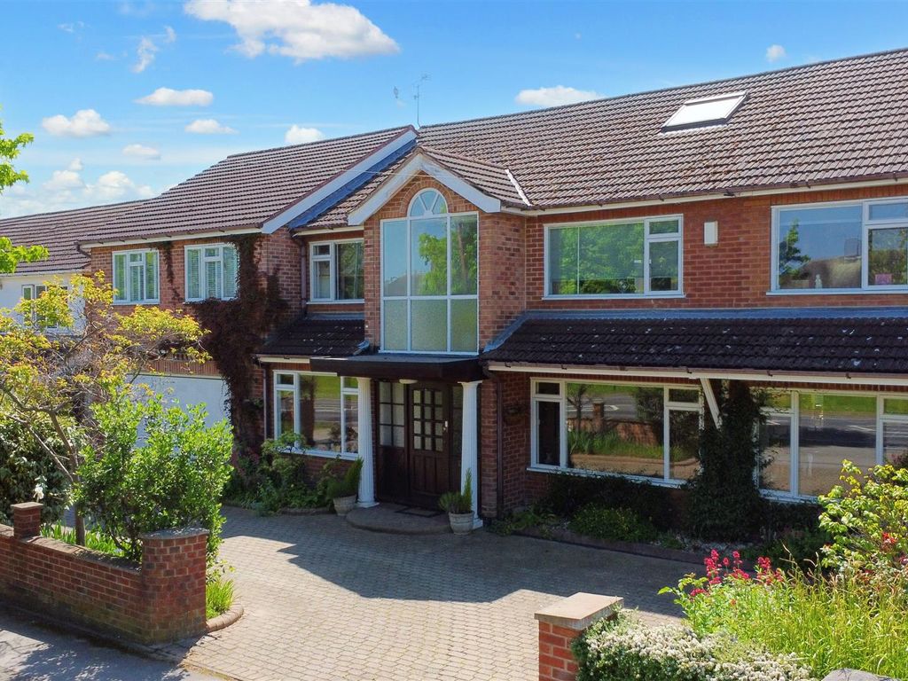 5 bed detached house for sale in Wollaton Vale, Wollaton, Nottingham