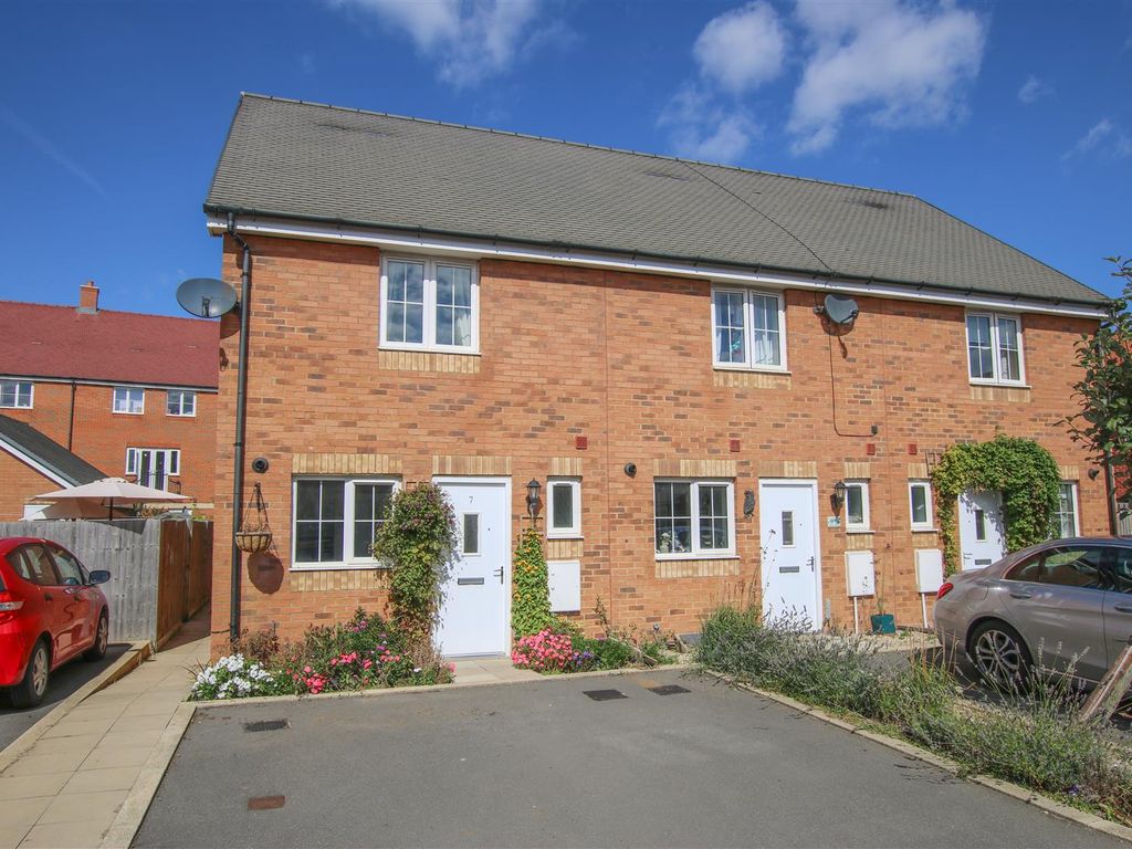 2 bed property to rent in Alma Street, Aylesbury HP18 Zoopla