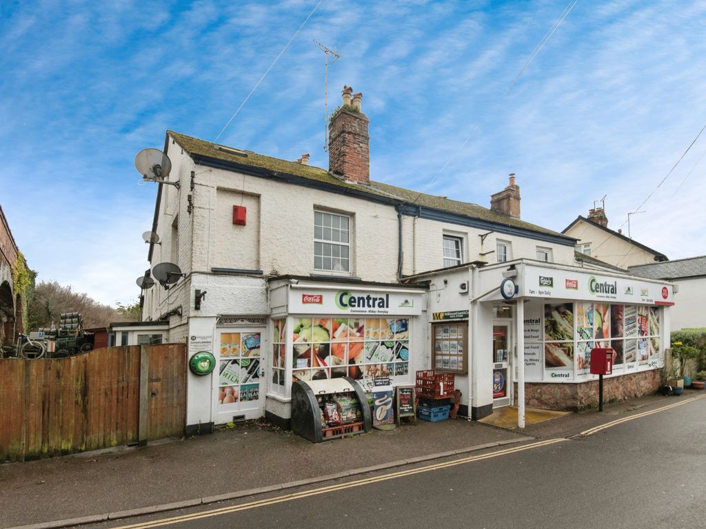 2 bed flat for sale in The Strand, Lympstone, Exmouth, Devon EX8, £230,000 Zoopla