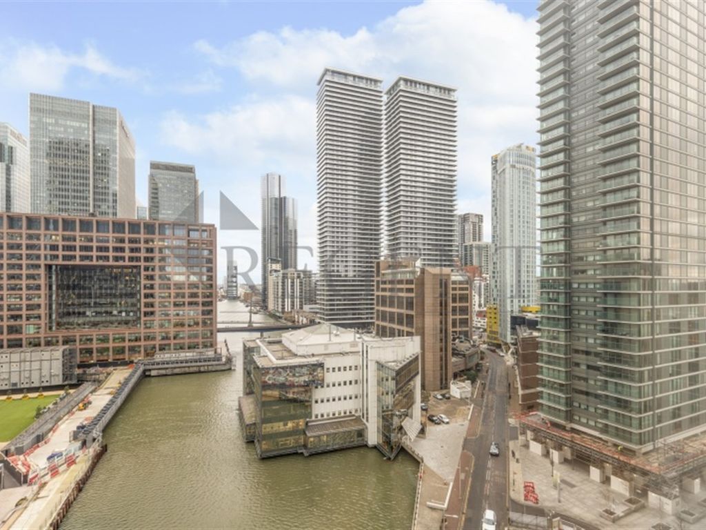 Marsh Wall, Landmark Pinnacle E14  