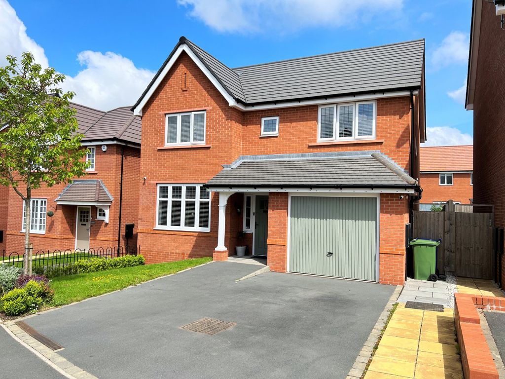 4 bed detached house for sale in Dunlin Drive, Norton Canes, Cannock WS11 Zoopla