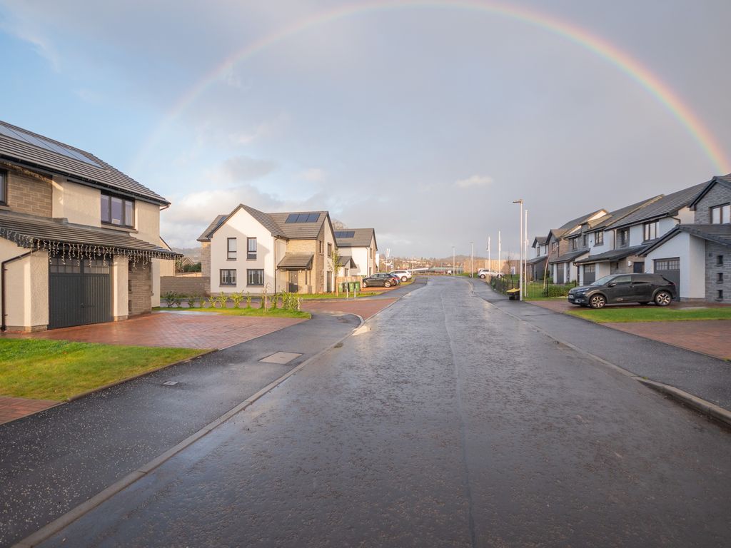 3 bed detached house for sale in Foyers Way, Crieff PH7, £250,000 Zoopla