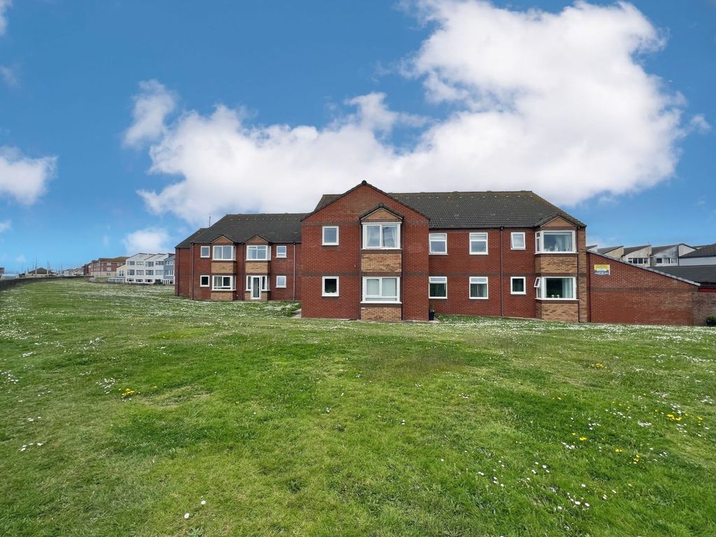 1 bed flat for sale in Sandpiper Court, Buckden Close, Cleveleys FY5, £