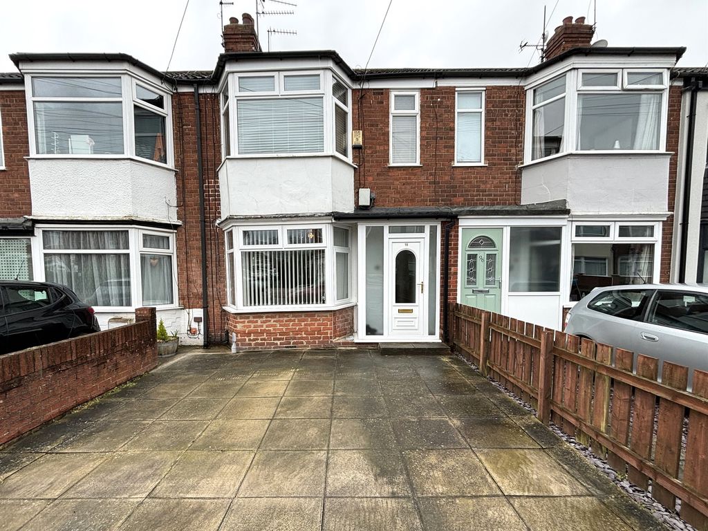 3 bed terraced house for sale in Roslyn Road, Hull HU3, £140,000 Zoopla