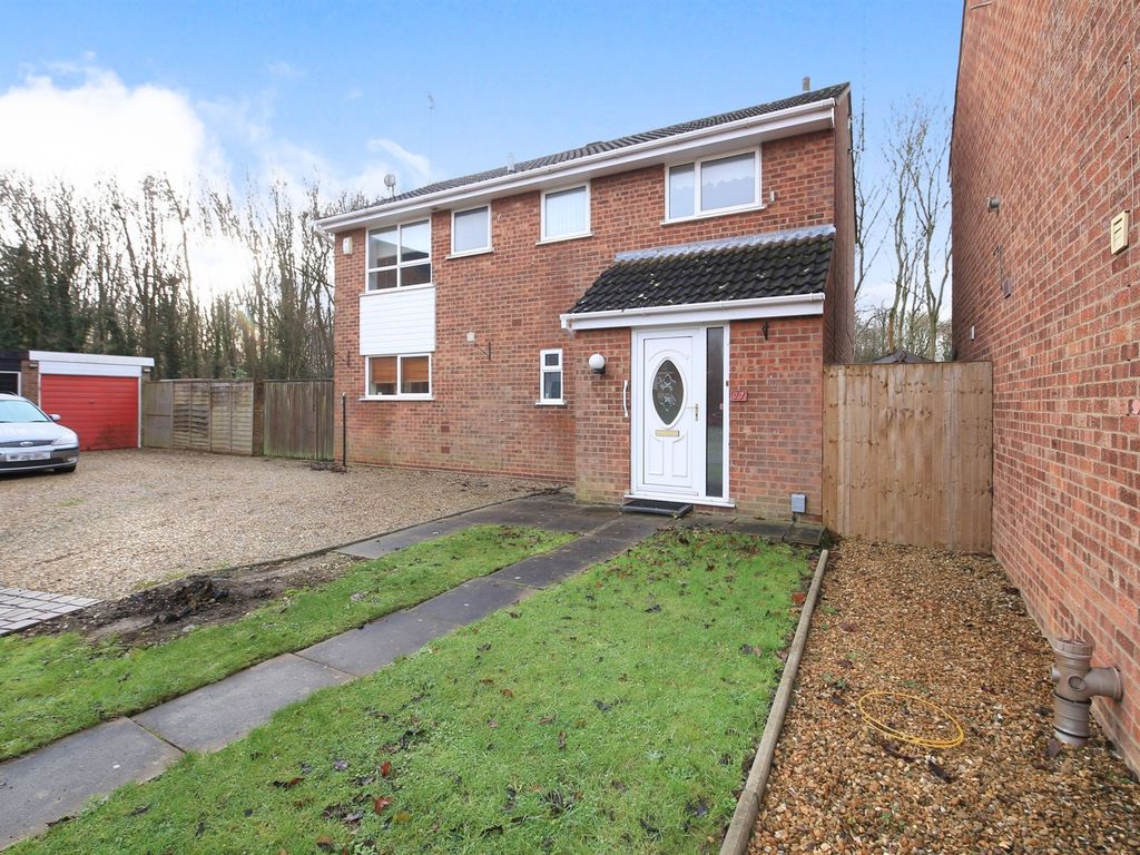 4 bed detached house for sale in Medeswell, Orton Malborne