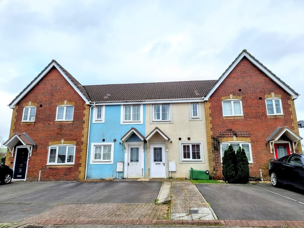 2 bed terraced house to rent in Bluebell Drive, Llanharan, Pontyclun