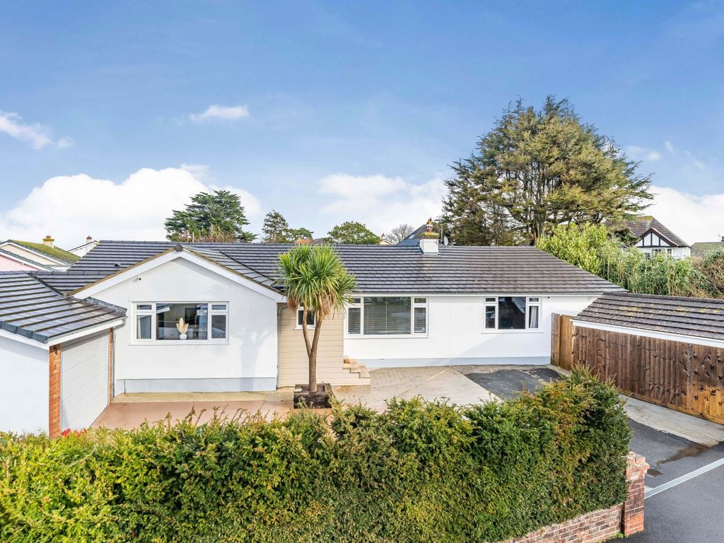4 bed detached bungalow for sale in Langdon Fields, Galmpton, Brixham TQ5, £750,000 Zoopla