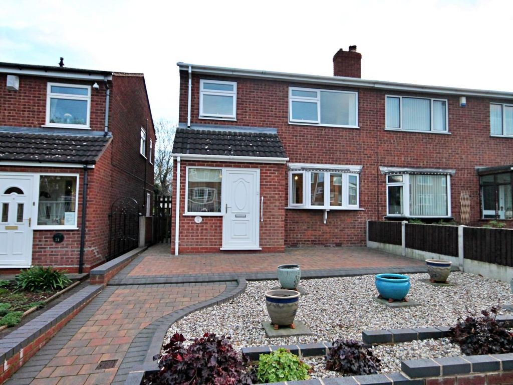 Fontenaye Road, Coton Green, Tamworth, Staffordshire B79  