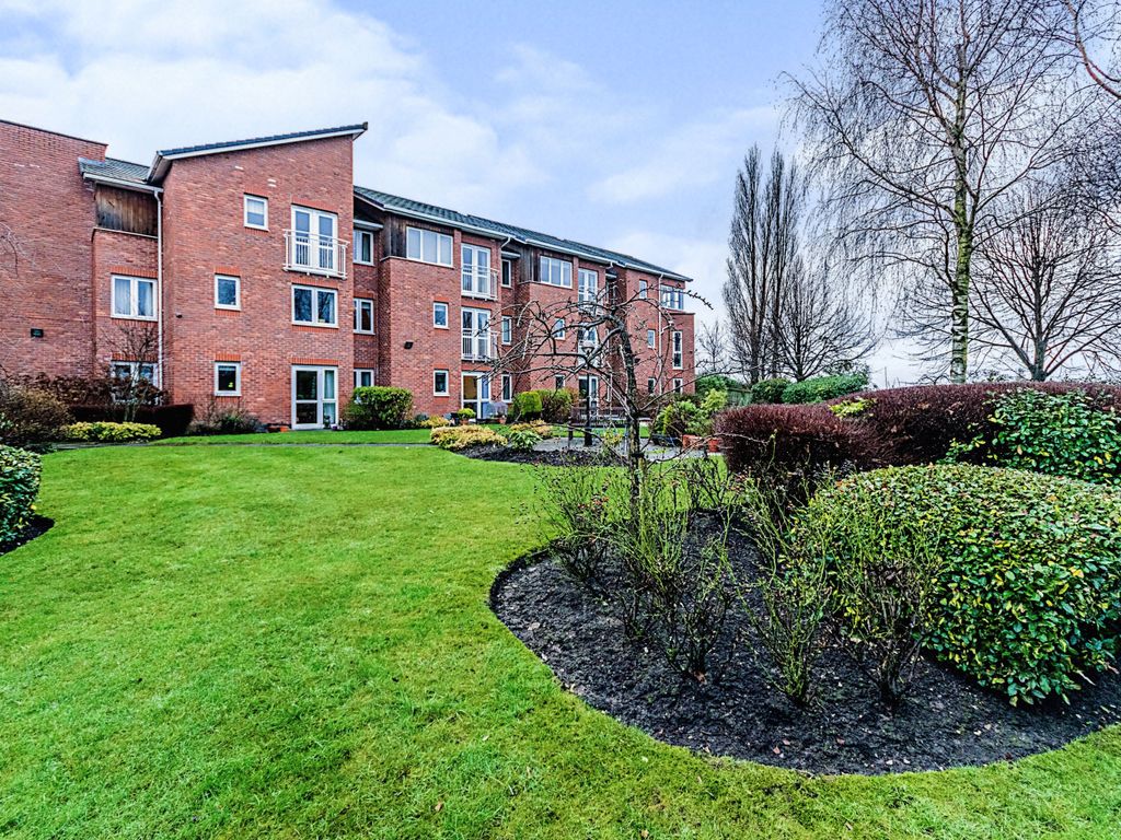 2 bed flat for sale in Peter Street, Hazel Grove, Stockport, Greater