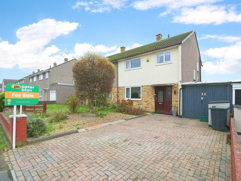 3 bed property for sale in Birbeck Road, Caldicot NP26, £265,000 Zoopla