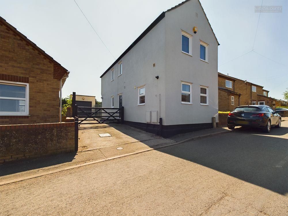 3 bed detached house for sale in Main Street, Farcet, Peterborough PE7