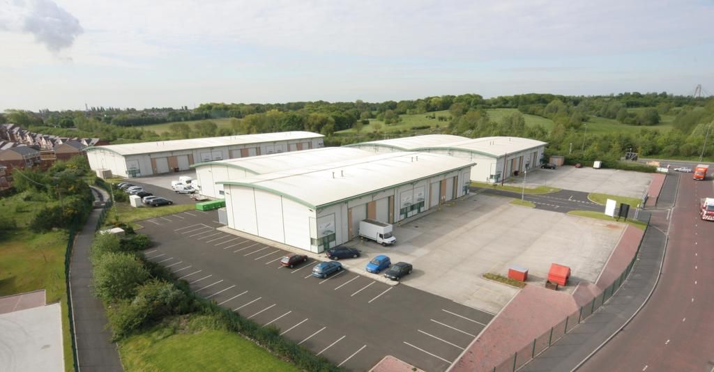 Light industrial to let in Park Court, Sherdley Business Park ...