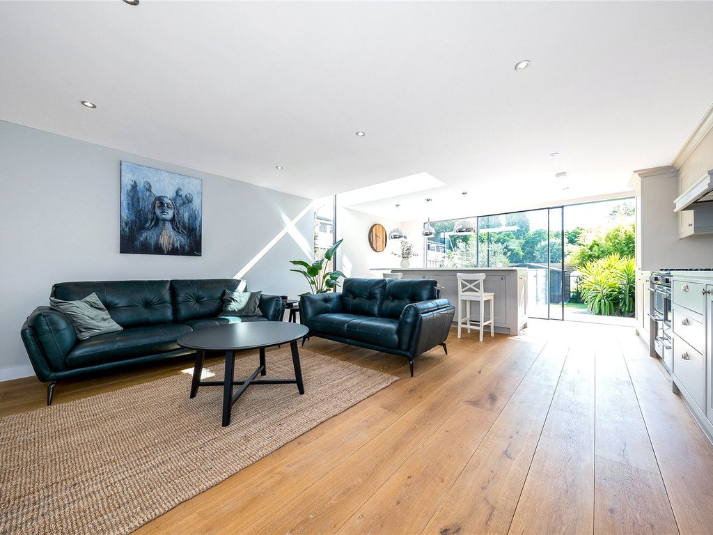 4 bed semidetached house for sale in Monks Orchard Road, Beckenham BR3