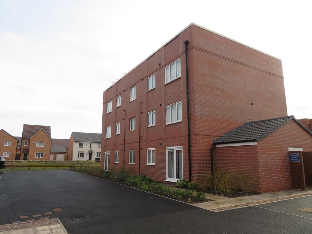 2 bed flat to rent in Childer Close, Paragon Park, Coventry CV6, £850