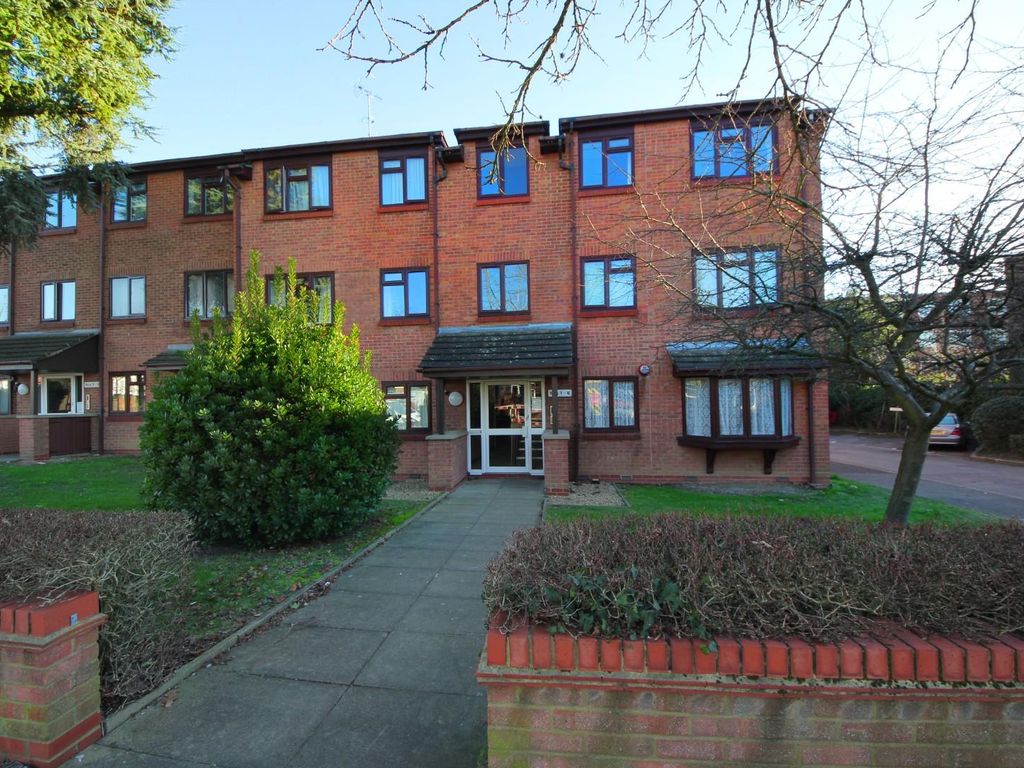 2 bed flat for sale in Park View Road, London W5, £450,000 - Zoopla