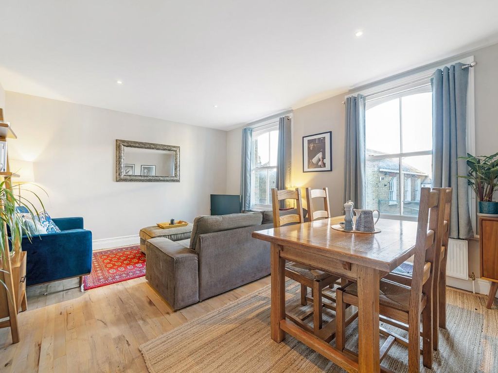 2 bed for sale in Shakespeare Road, London SE24, £599,950